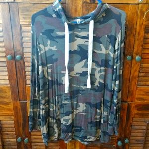 Long sleeve camo with hood